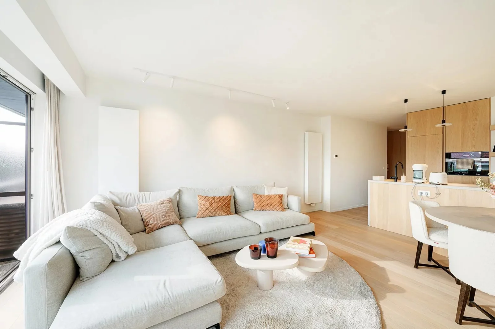 Mooi vernieuwd appartement met open uitzicht & 3 slaapkamers