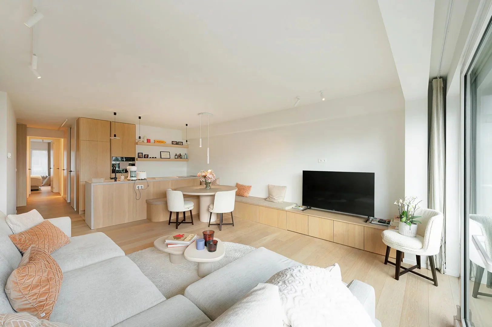 Mooi vernieuwd appartement met open uitzicht & 3 slaapkamers
