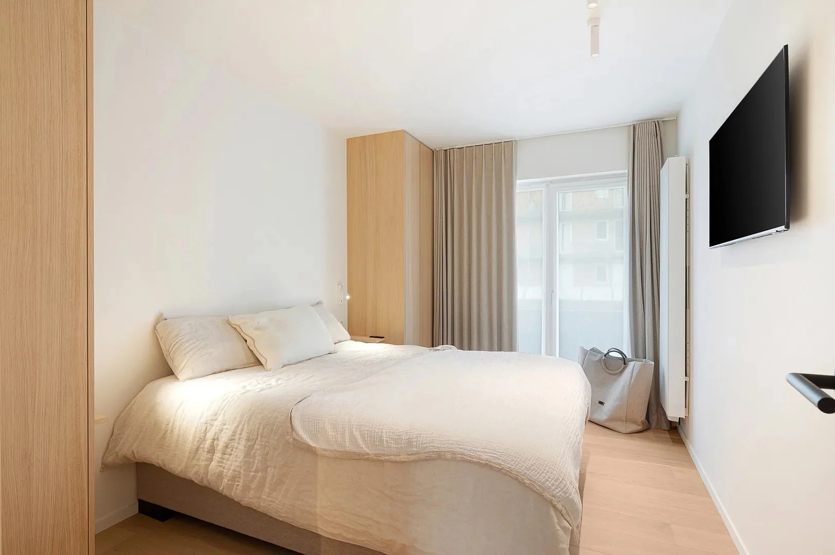 Mooi vernieuwd appartement met open uitzicht & 3 slaapkamers