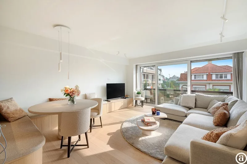 Mooi vernieuwd appartement met open uitzicht & 3 slaapkamers