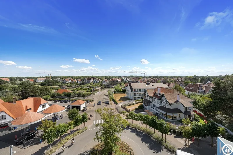 Bright Penthouse with Panoramic Views in the Heart of Zoute