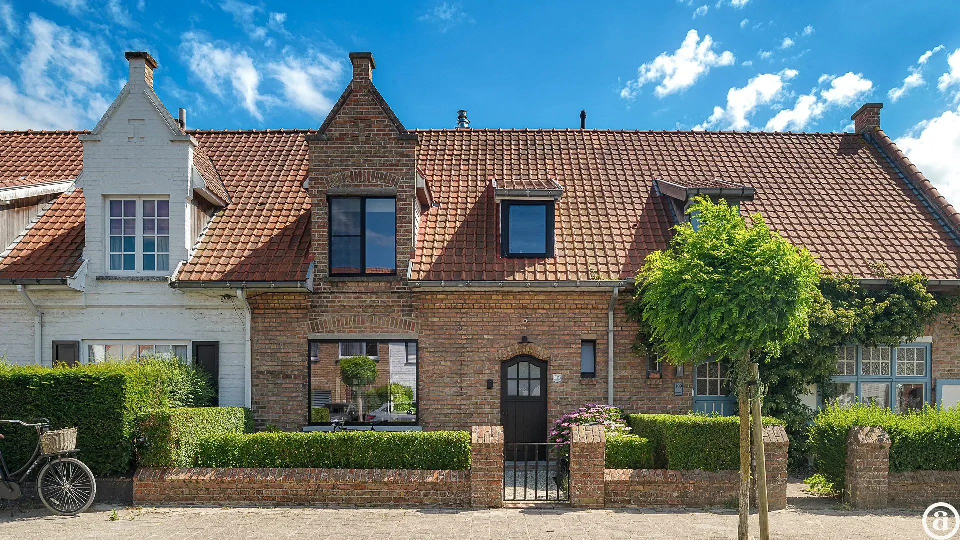 Renovated home in Old Knokke, shops & Groentenmarkt close by