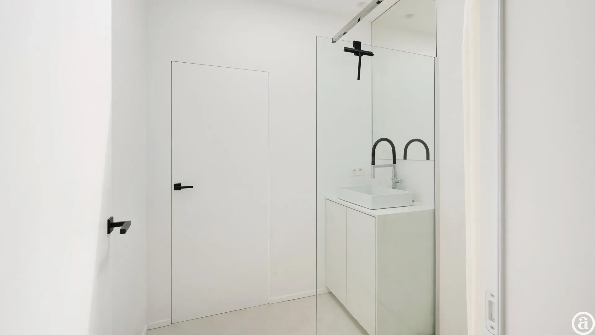 Renovated home in Old Knokke, shops & Groentenmarkt close by