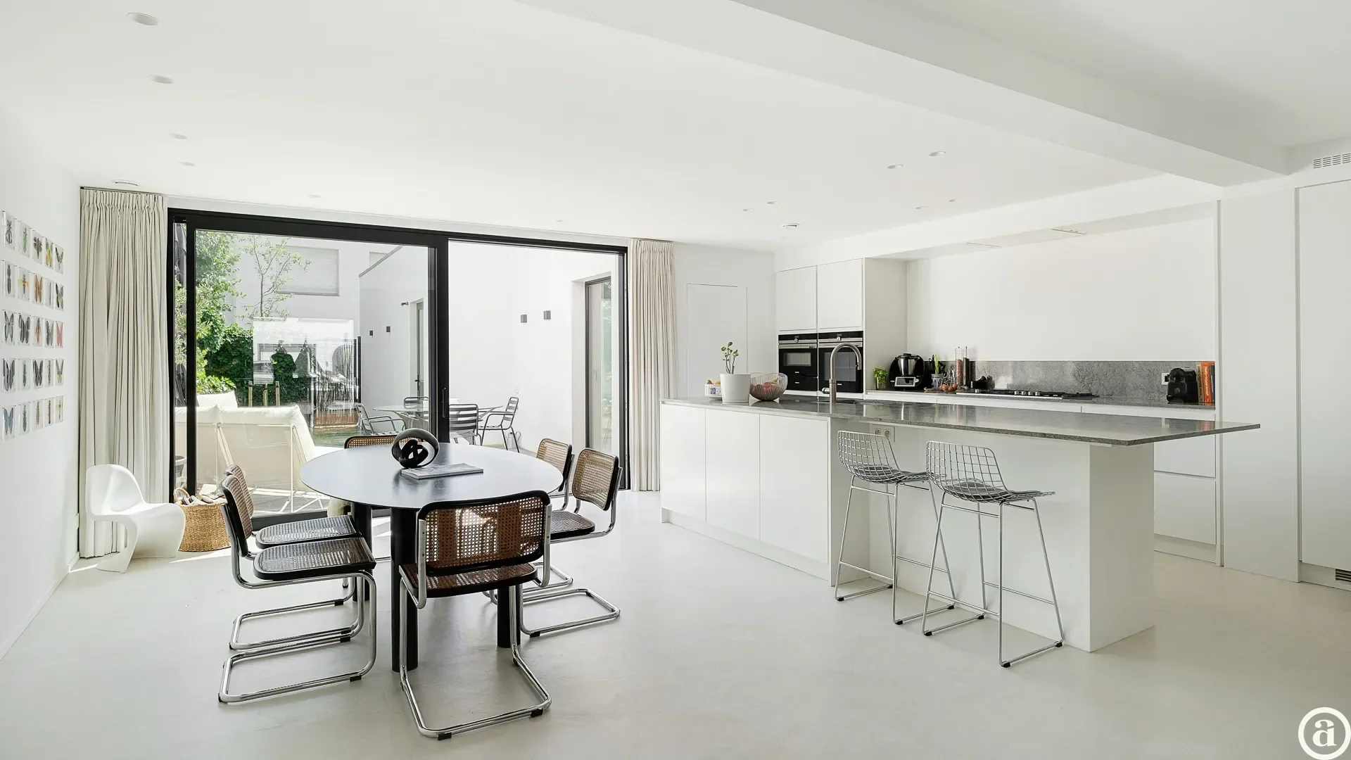 Renovated home in Old Knokke, shops & Groentenmarkt close by