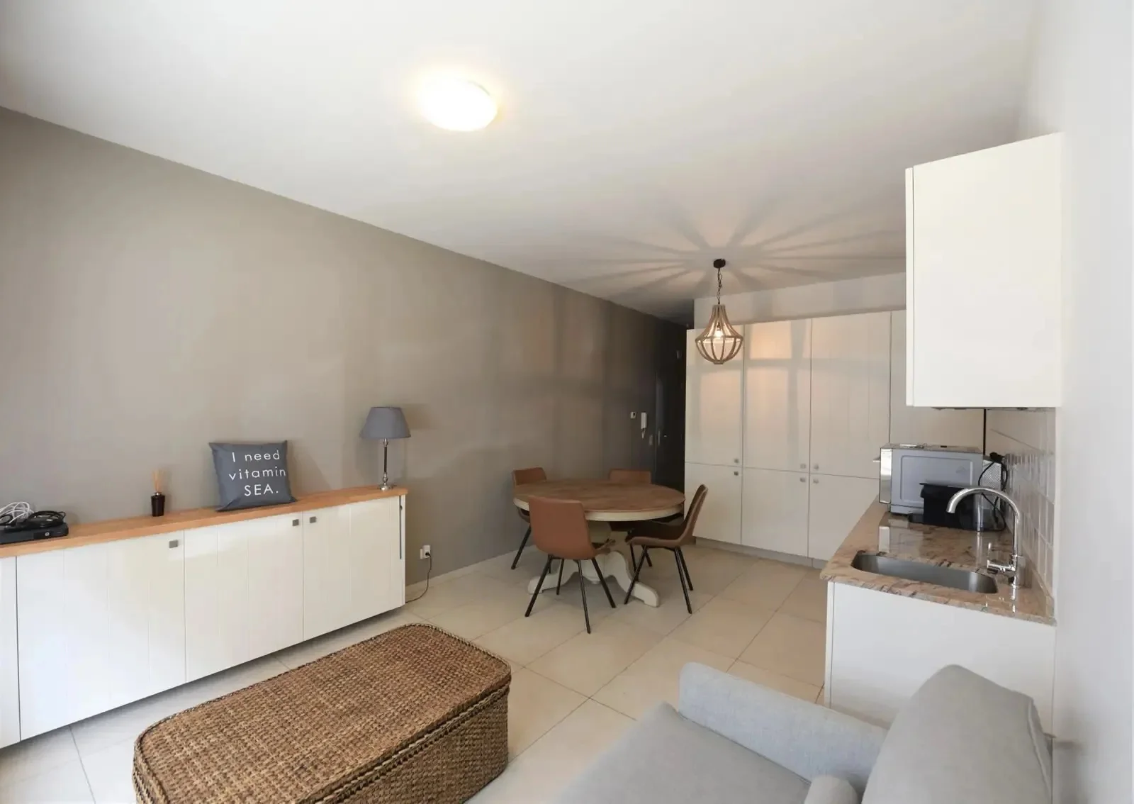 Gerenoveerde studio nabij het strand [Zwaluwenlaan]