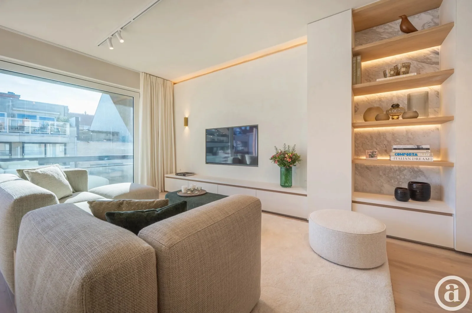 Beautifully renovated apartment in central Knokke