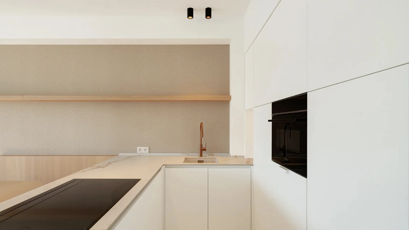 Luxueus appartement met panoramisch zicht in hartje ’t Zoute.