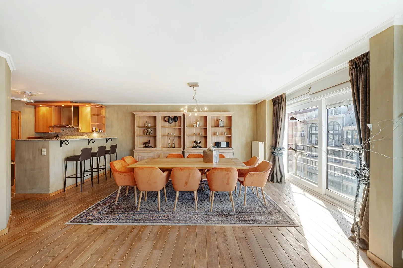 Spacious 152 m² apartment in central Knokke