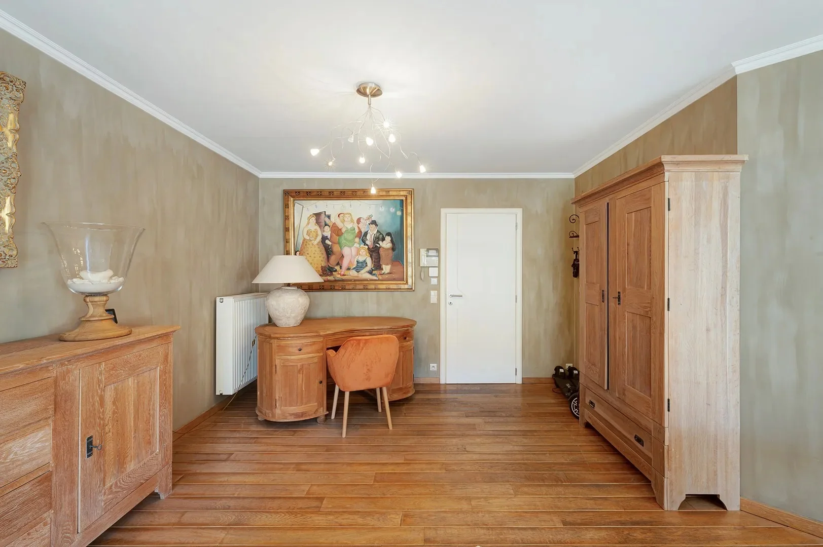 Spacious 152 m² apartment in central Knokke