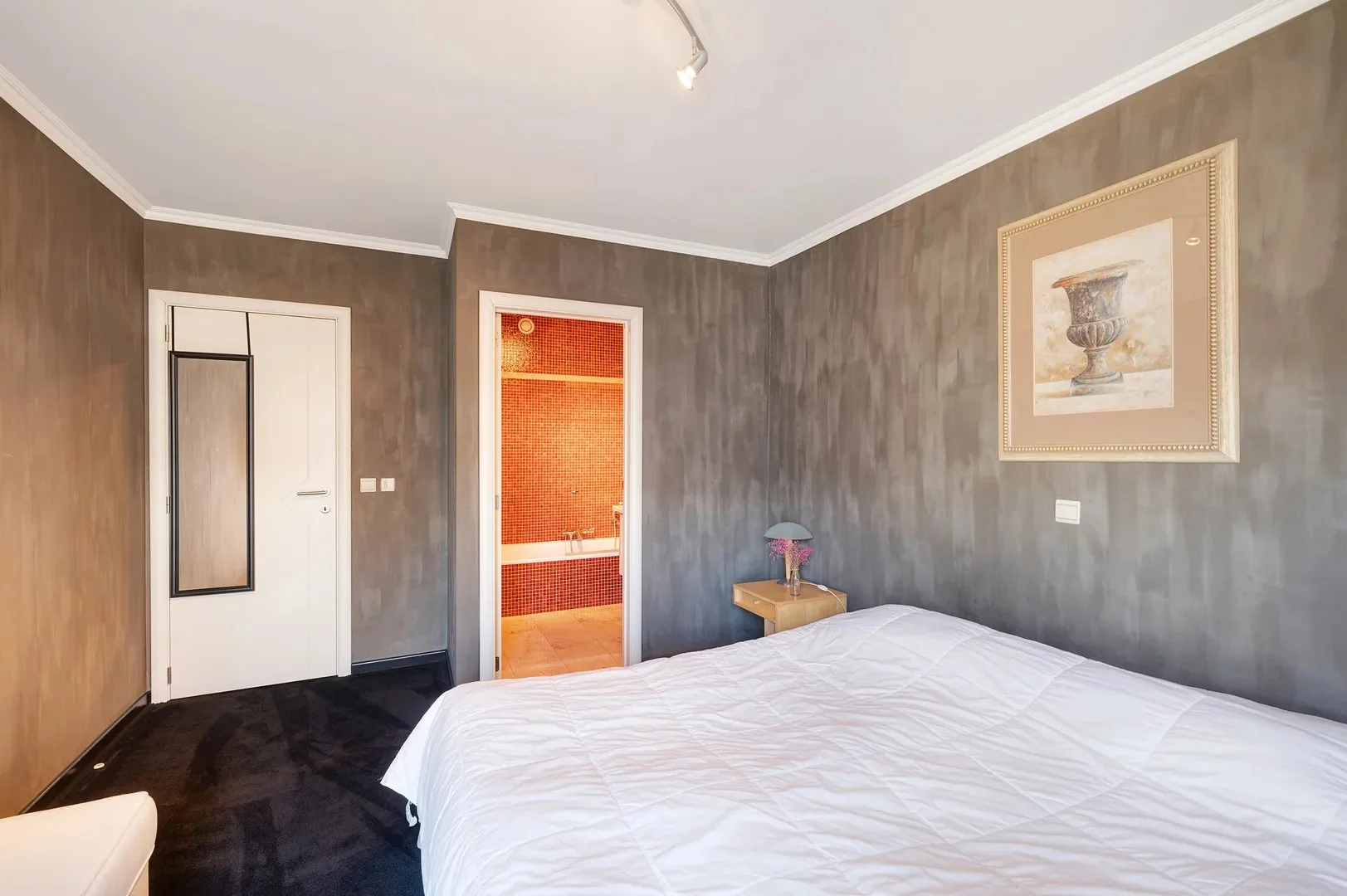 Spacious 152 m² apartment in central Knokke