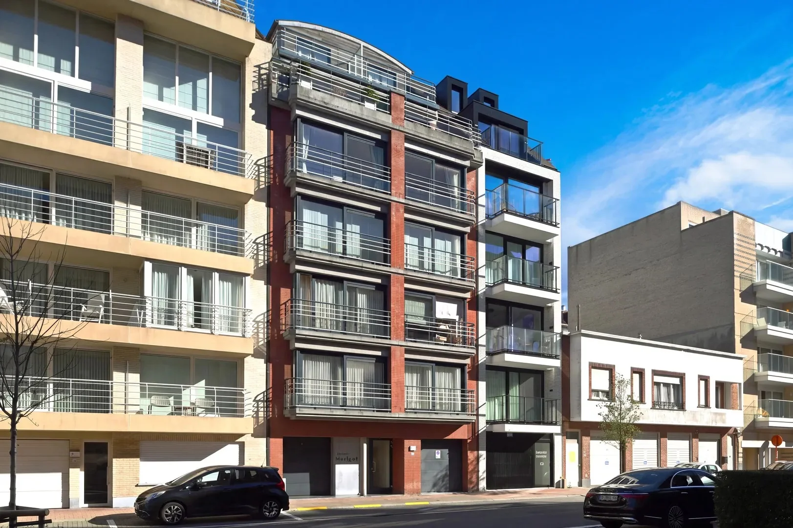 Spacious 152 m² apartment in central Knokke