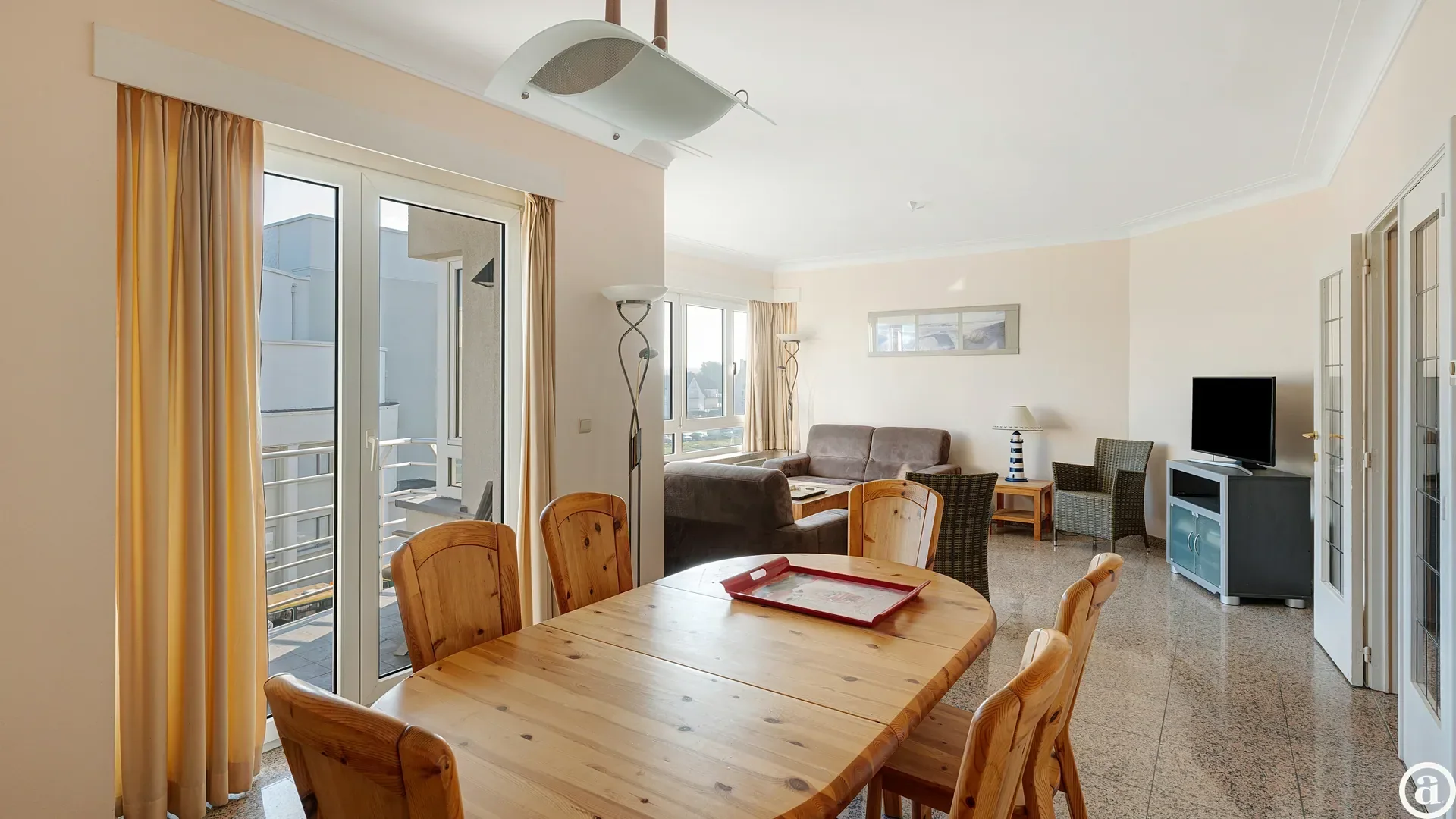 Ruim en breed appartement met zeezicht [Canada Square].