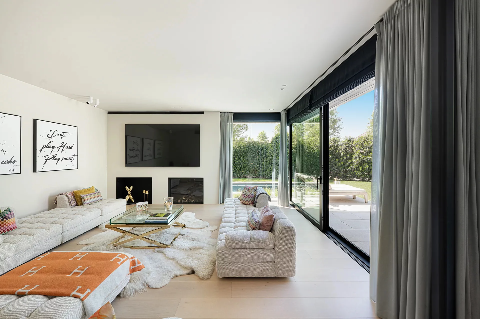 Exclusieve villa met zwembad en prachtige tuin in Knokke.