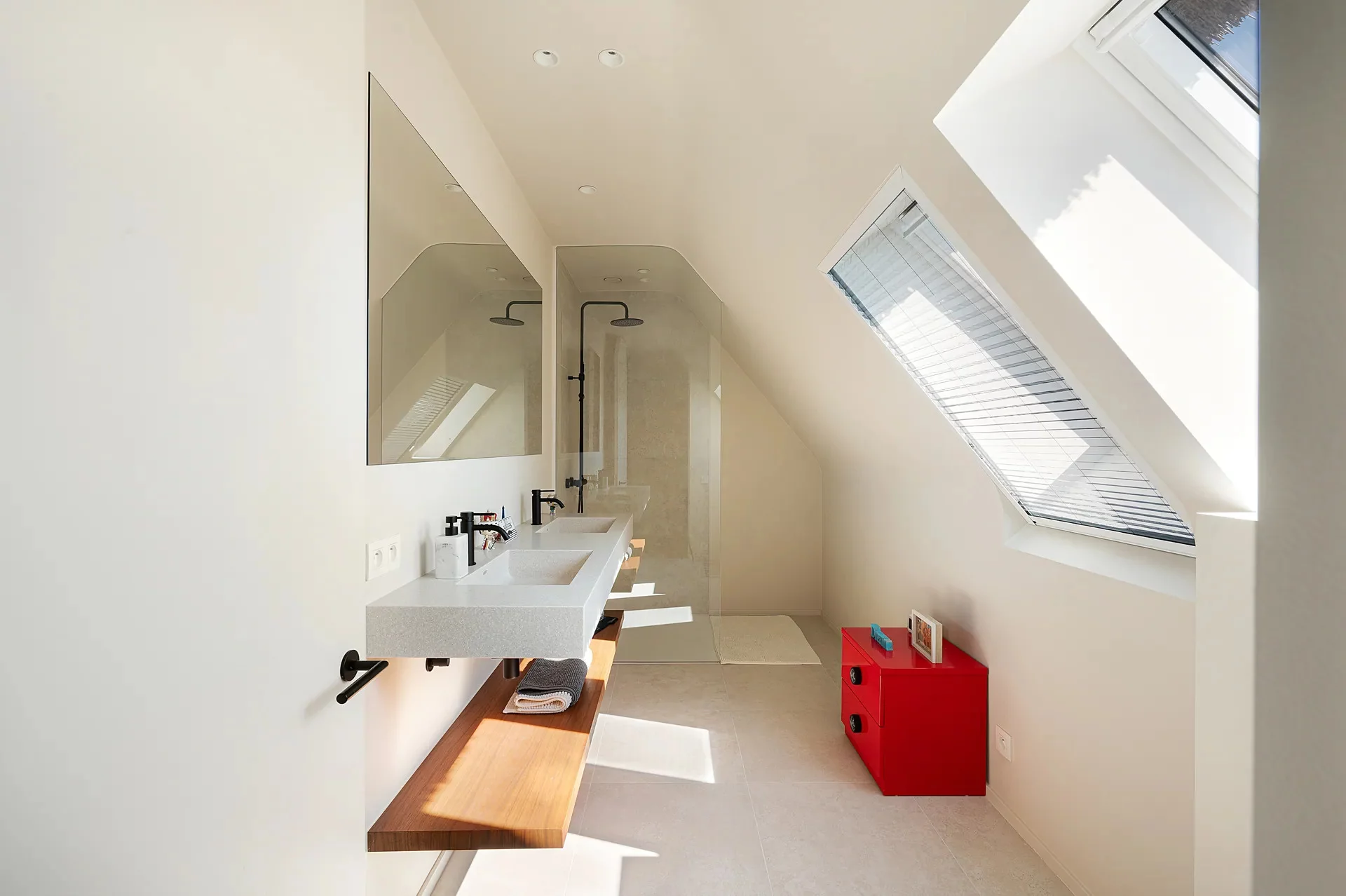 Exclusieve villa met zwembad en prachtige tuin in Knokke.