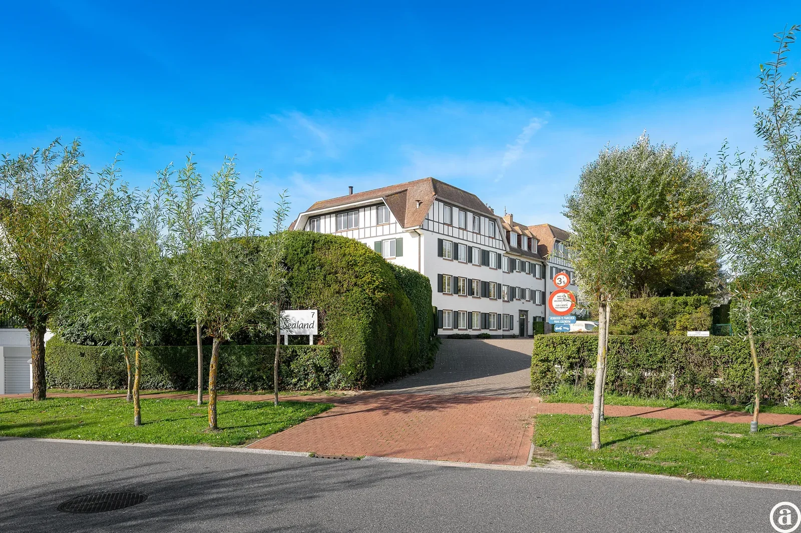 Lumineus appartement met fantastisch open zicht op de Approach Golf in het Zoute.