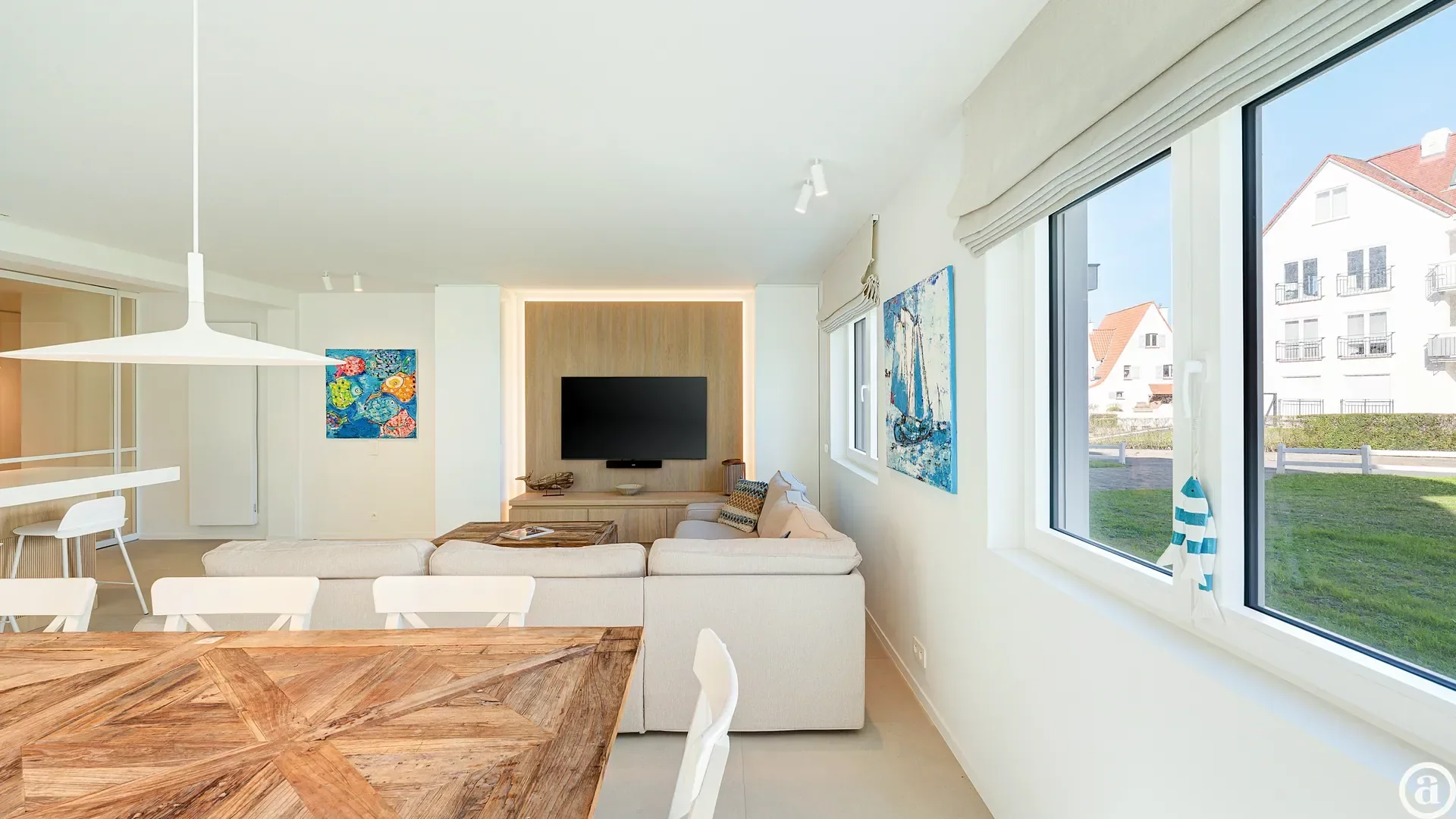 Bel appartement avec jardin et 3 grandes chambres à Duinbergen