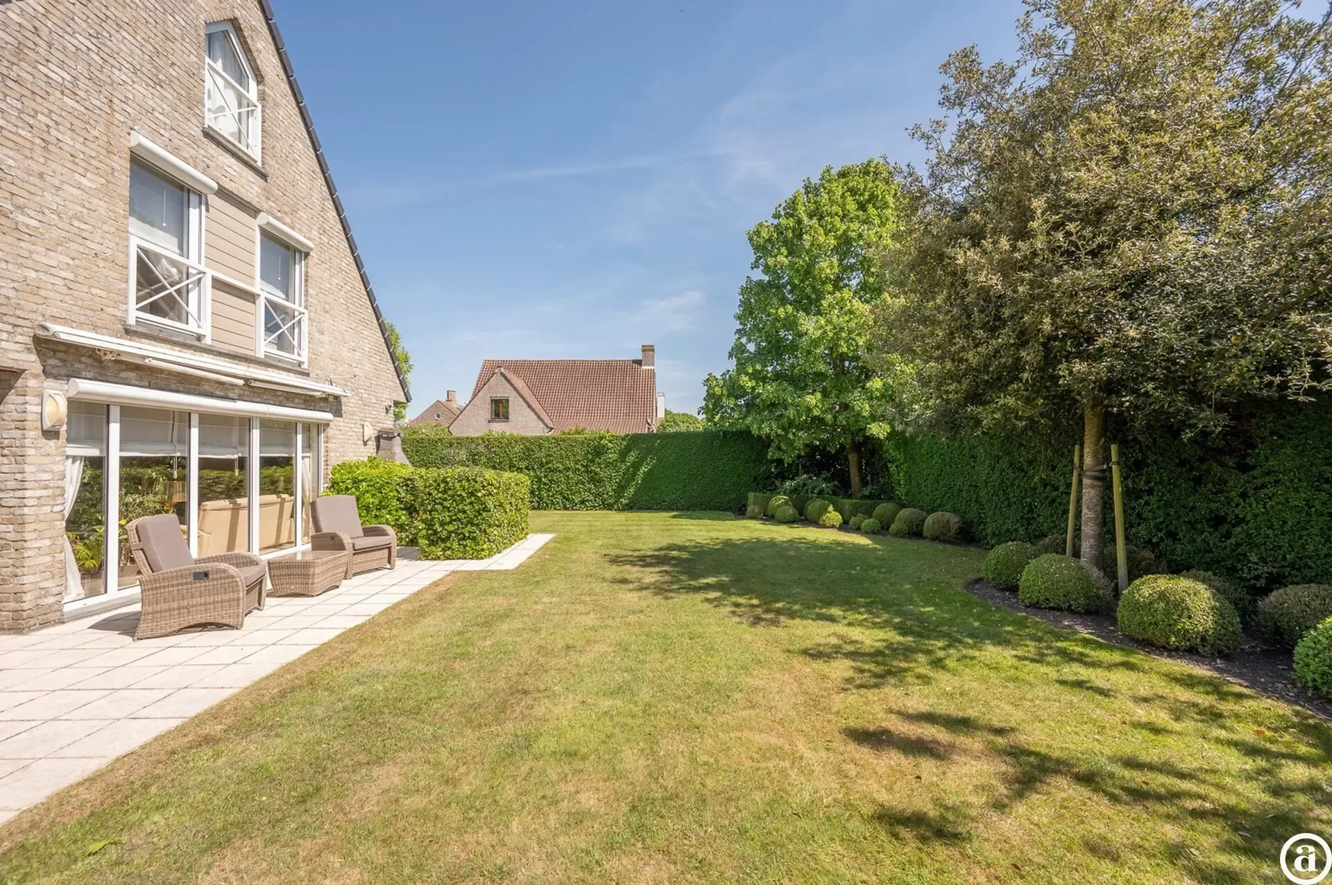 Charmante alleenstaande villa in een rustige residentiële omgeving aan de rand van Knokke.