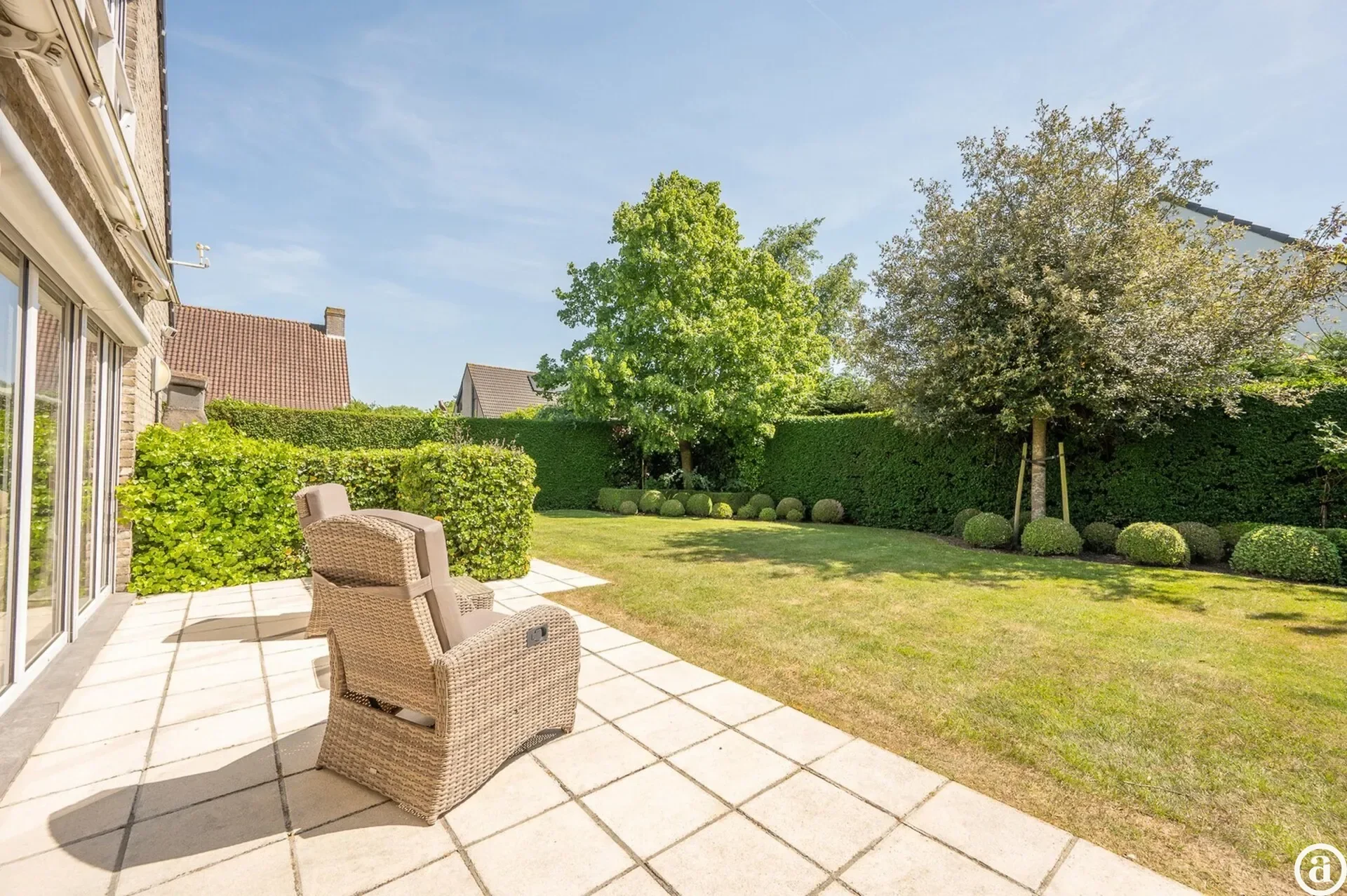 Charmante alleenstaande villa in een rustige residentiële omgeving aan de rand van Knokke.