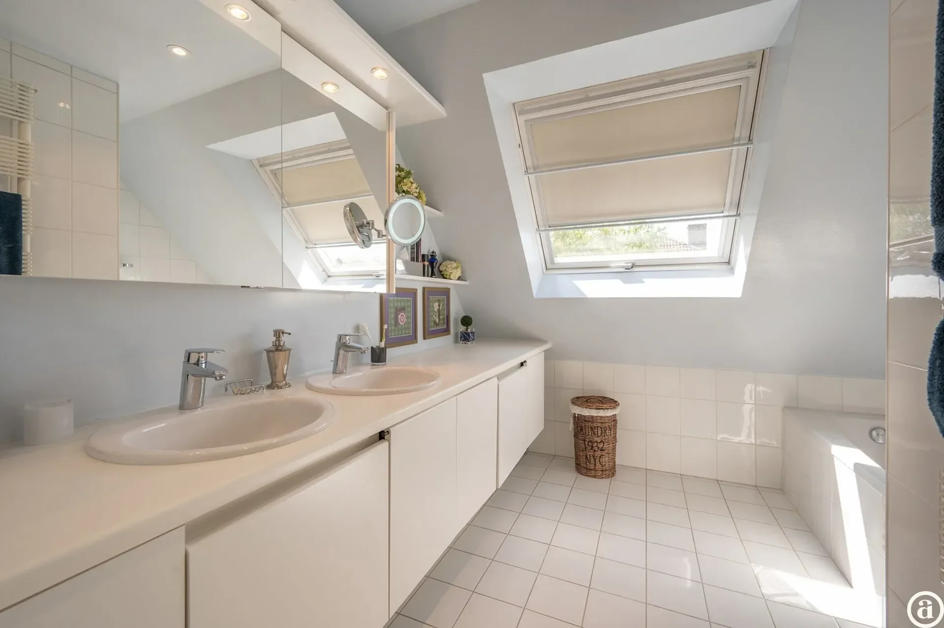Charmante alleenstaande villa in een rustige residentiële omgeving aan de rand van Knokke.