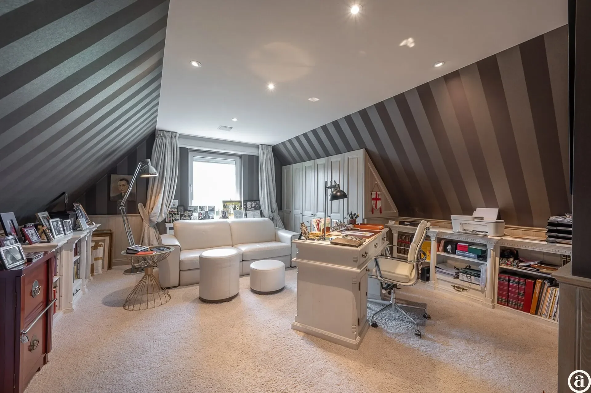 Charmante alleenstaande villa in een rustige residentiële omgeving aan de rand van Knokke.
