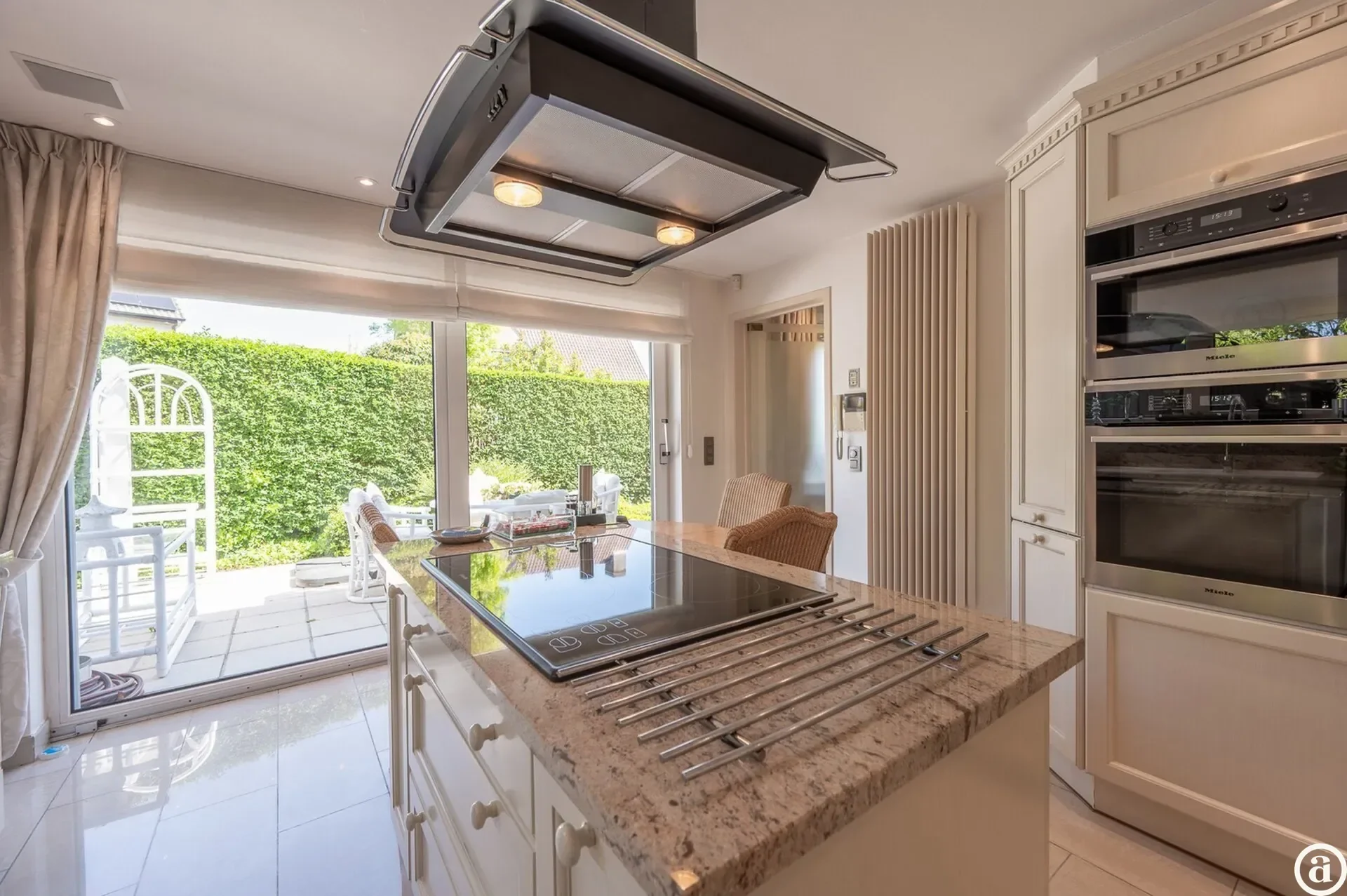 Charmante alleenstaande villa in een rustige residentiële omgeving aan de rand van Knokke.