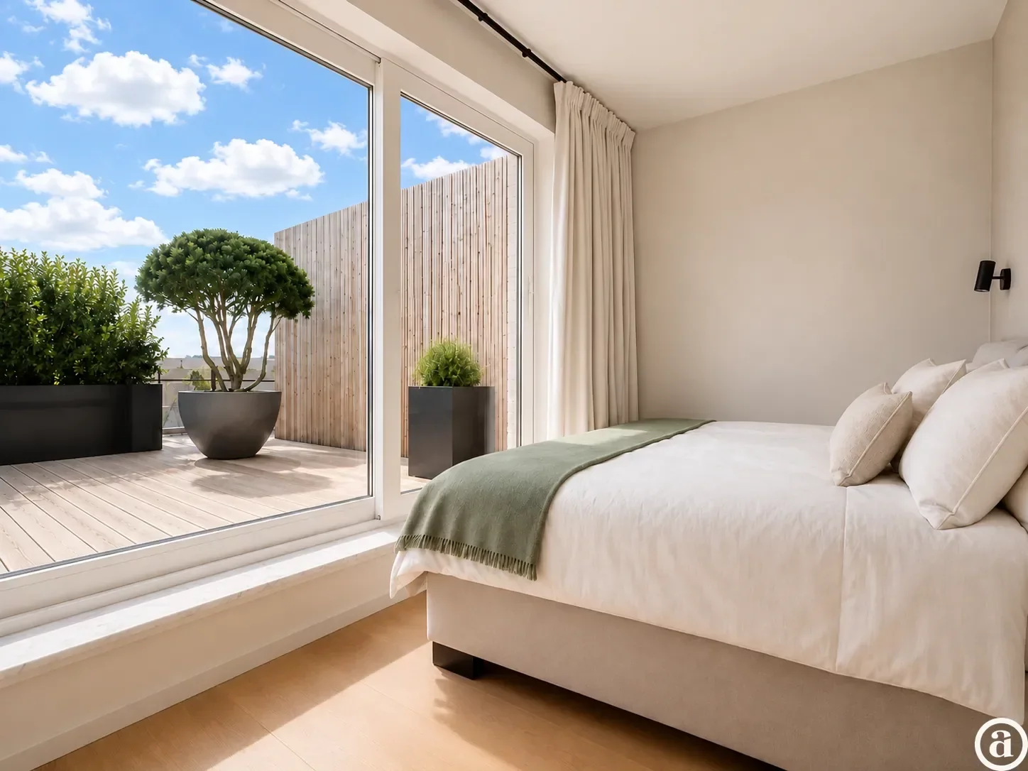 Luxueus appartement in het centrum van Knokke met uitzonderlijk ruim terras.