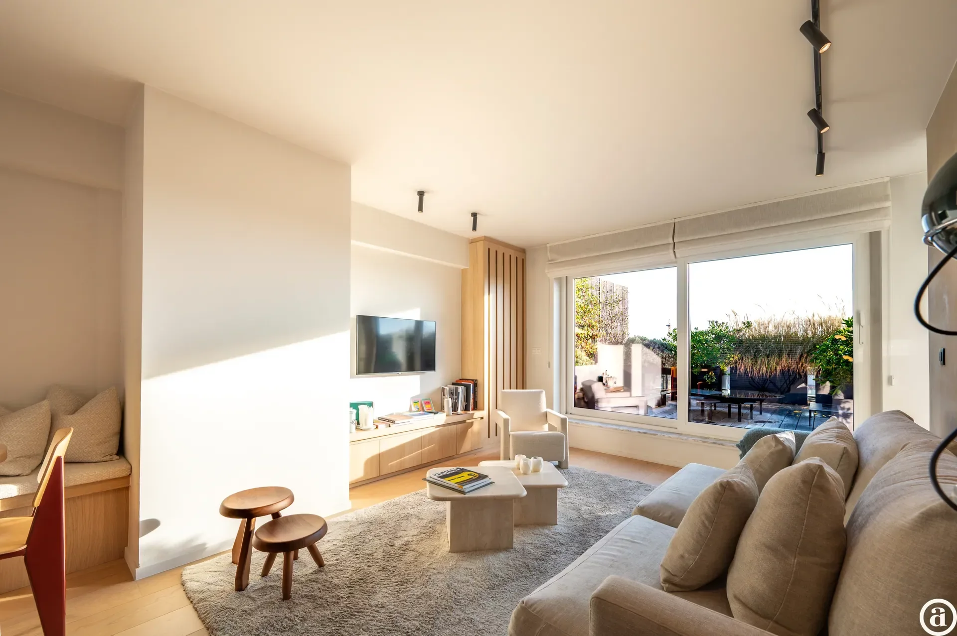 Luxueus appartement in het centrum van Knokke met uitzonderlijk ruim terras.