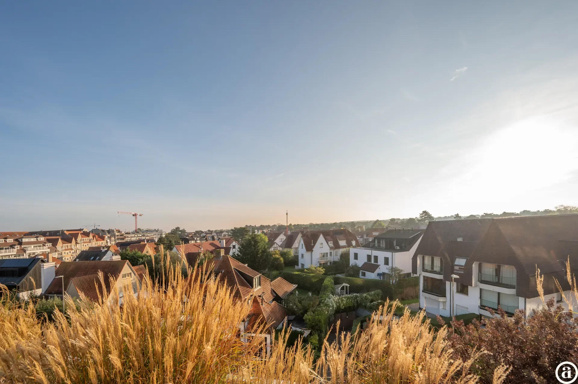 Luxueus appartement in het centrum van Knokke met uitzonderlijk ruim terras.