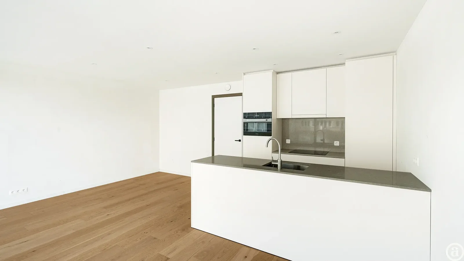 Appartement neuf avec 2 chambres et vue latérale sur mer à Duinbergen