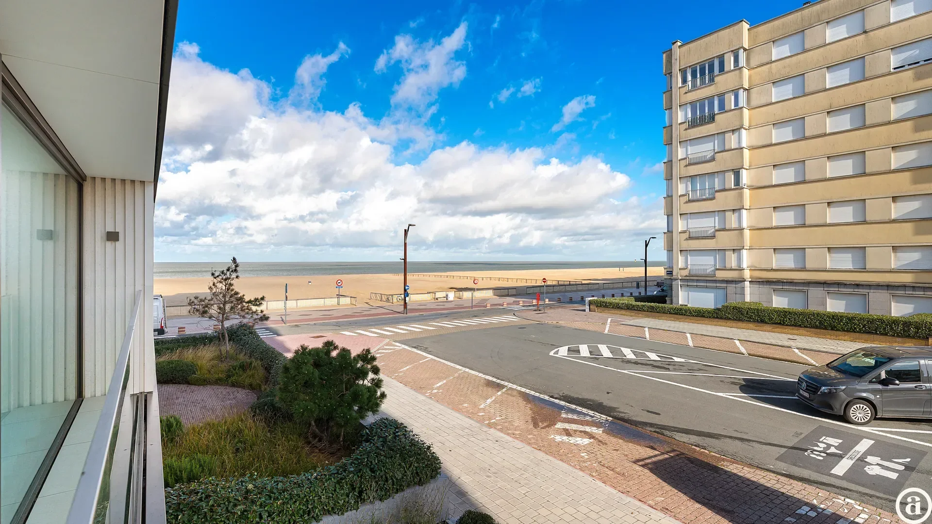 Appartement neuf avec 2 chambres et vue latérale sur mer à Duinbergen