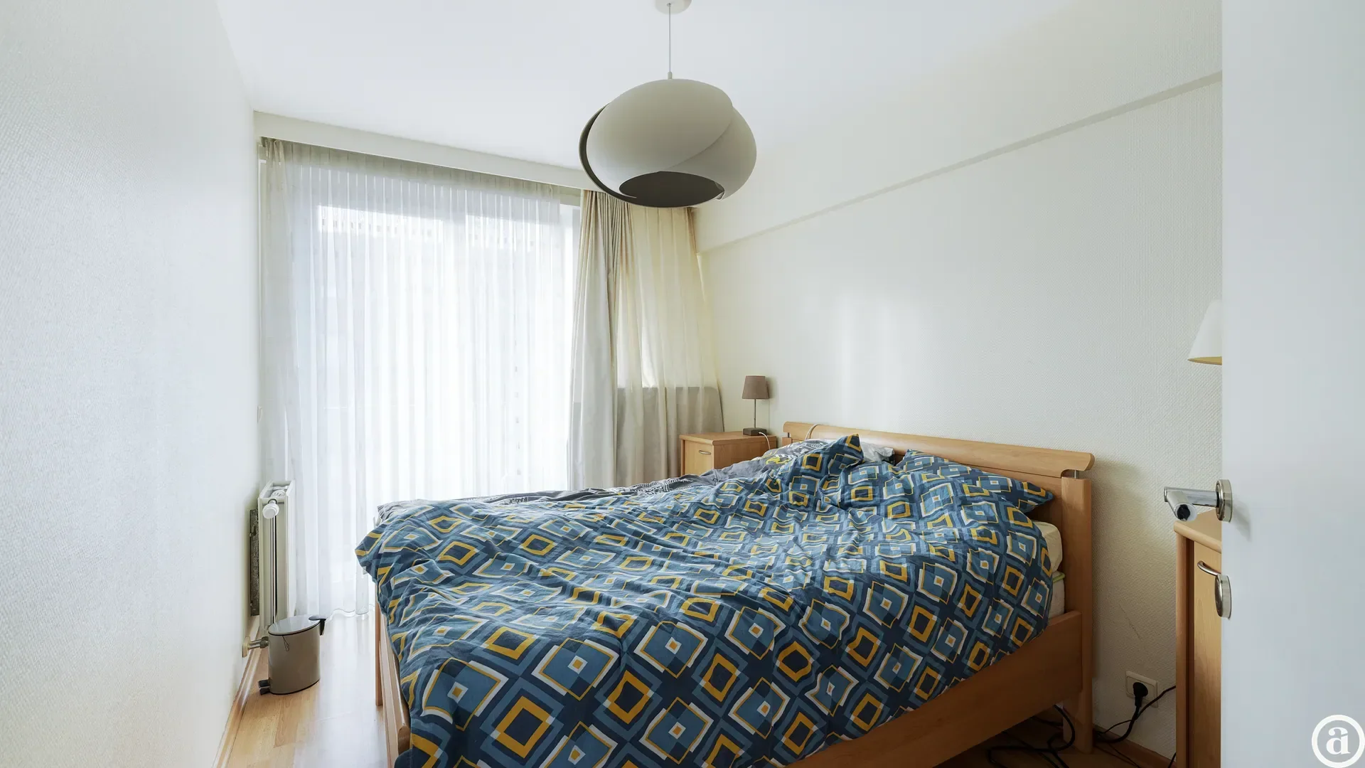 Lichtrijk appartement te Lippenslaan met ruime slaapkamers